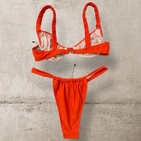 Pretty Little Thing Bikini | Size 8 - Picture 2 of 3